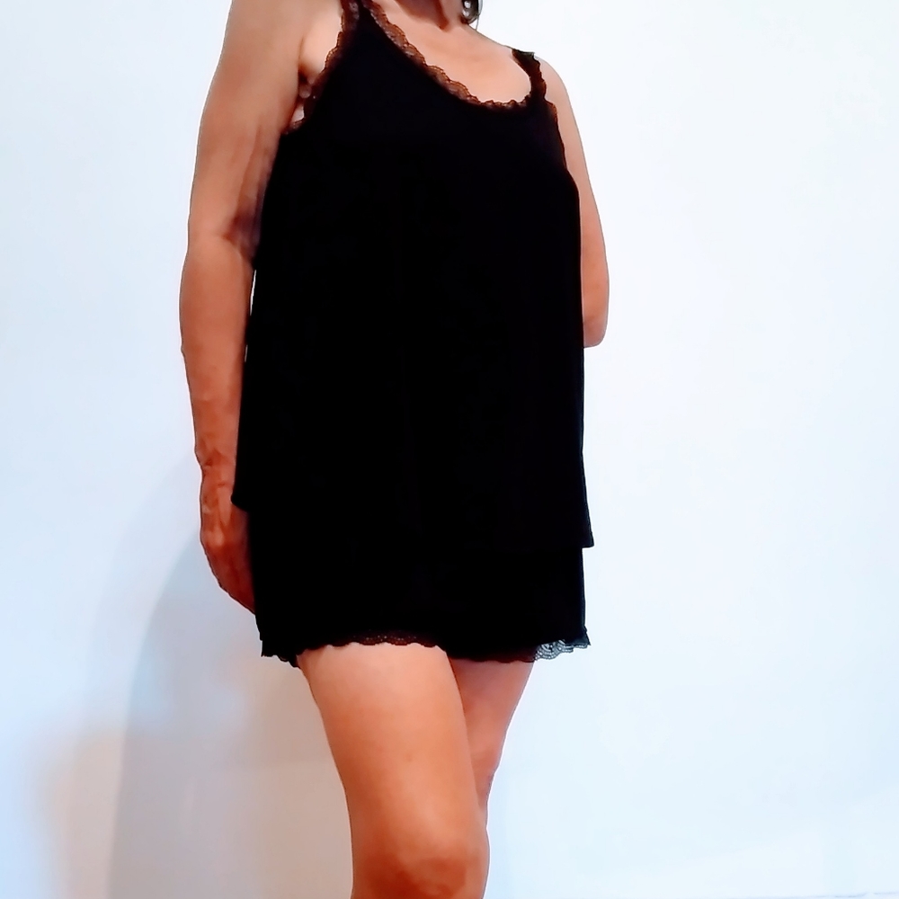 Two-piece oversized set short &cami